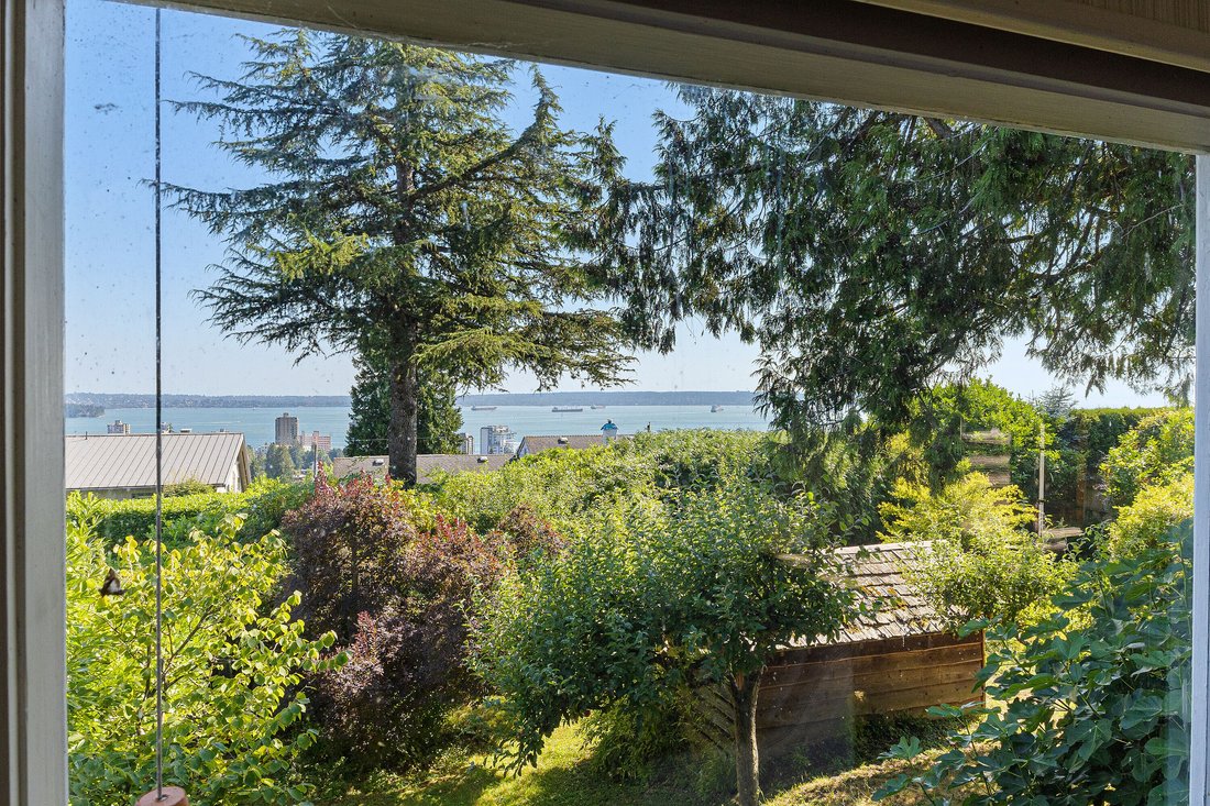 House in West Vancouver, British Columbia, Canada 5 - 16780741