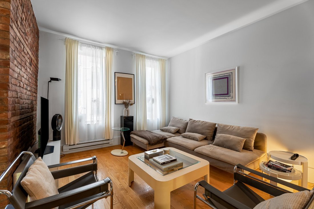 House in Montréal, Quebec, Canada 4 - 16780637