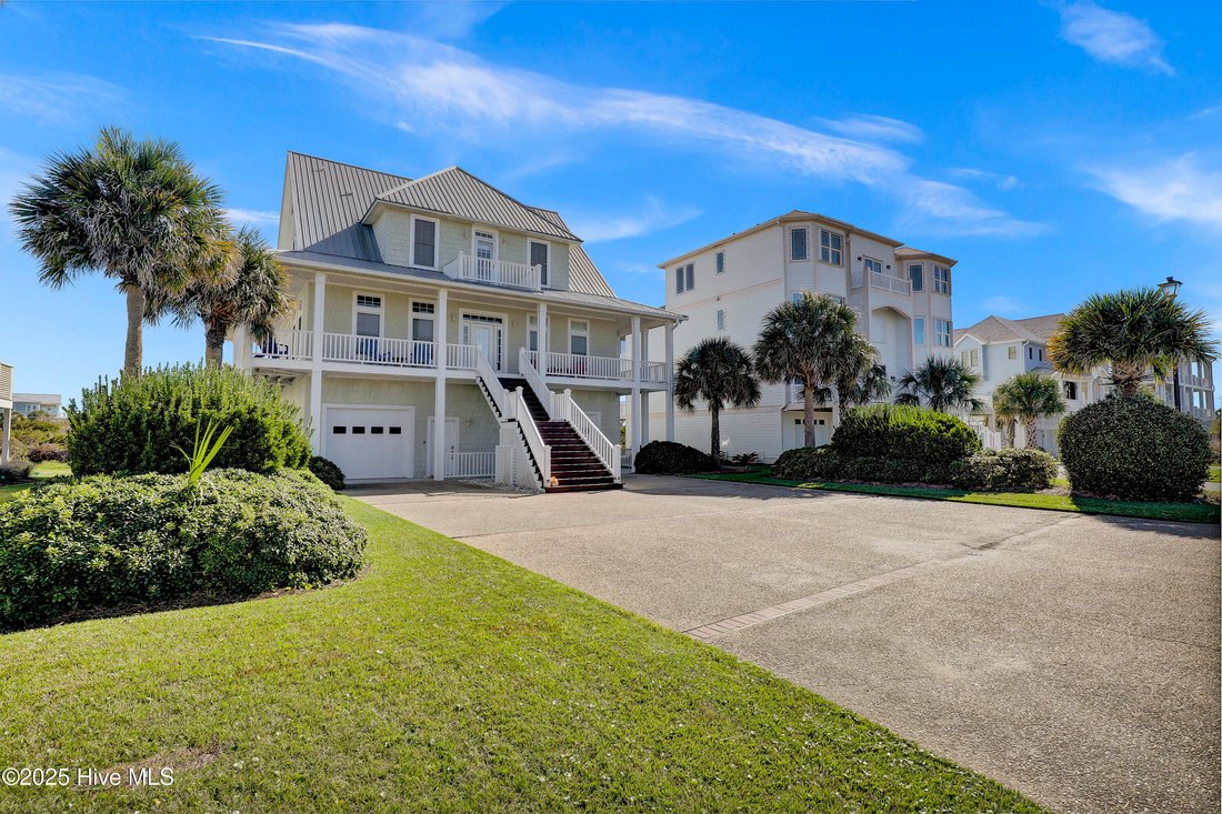 House in North Topsail Beach, North Carolina, United States 3 - 16777302