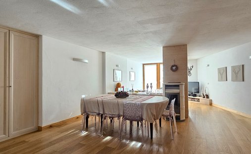 Apartamento en Ponte di Legno, Lombardía, Italia 1
