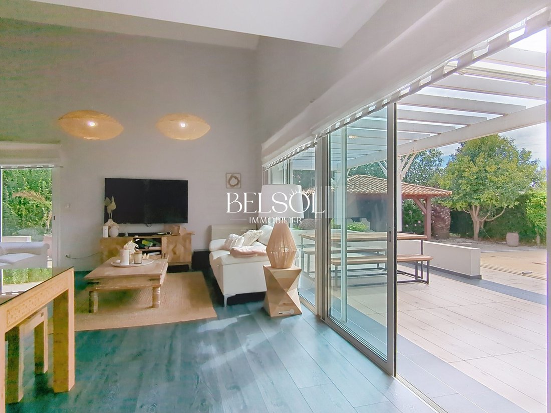 Villa in Saint-Cyprien, Occitania, France 4 - 16773953
