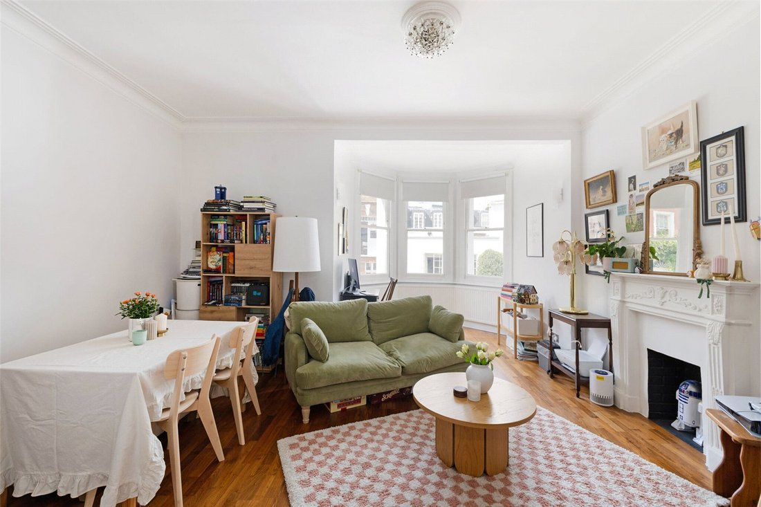 Townhouse in Charing Cross, Westminster, England 3 - 16780076