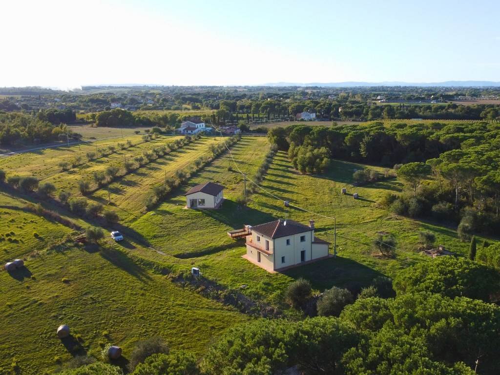 Center, Cortona, Tuscany 4 - 16780811