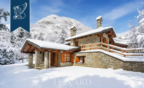 Villa in Courmayeur, Aosta, Italy 1