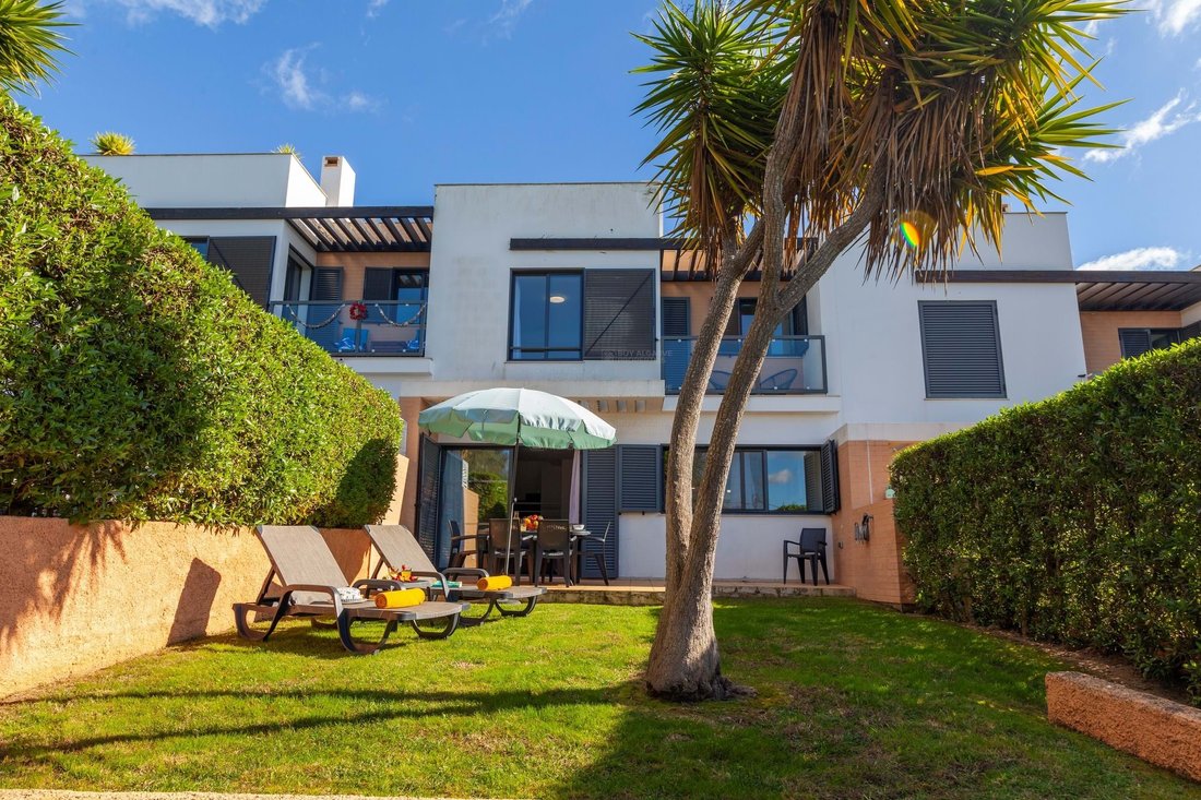Townhouse in Olhos de Agua, Algarve, Portugal 2 - 16779765