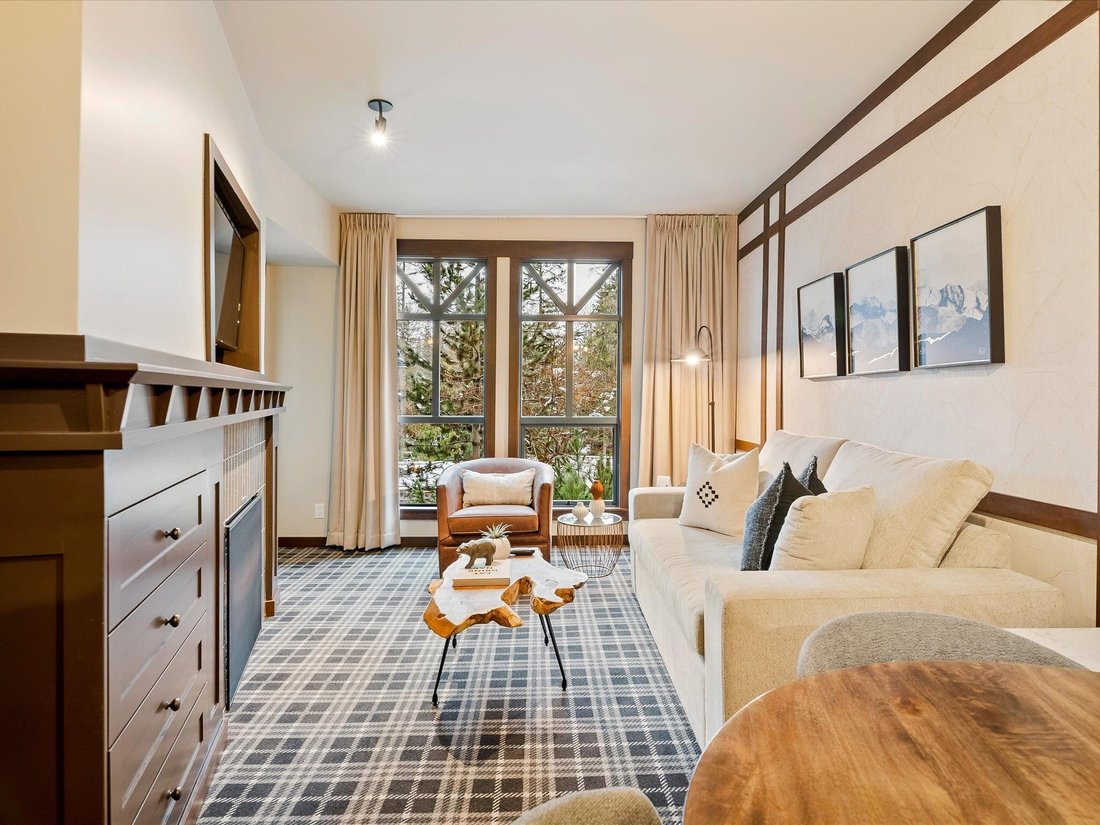 Condo in Whistler, British Columbia, Canada 3 - 16781239