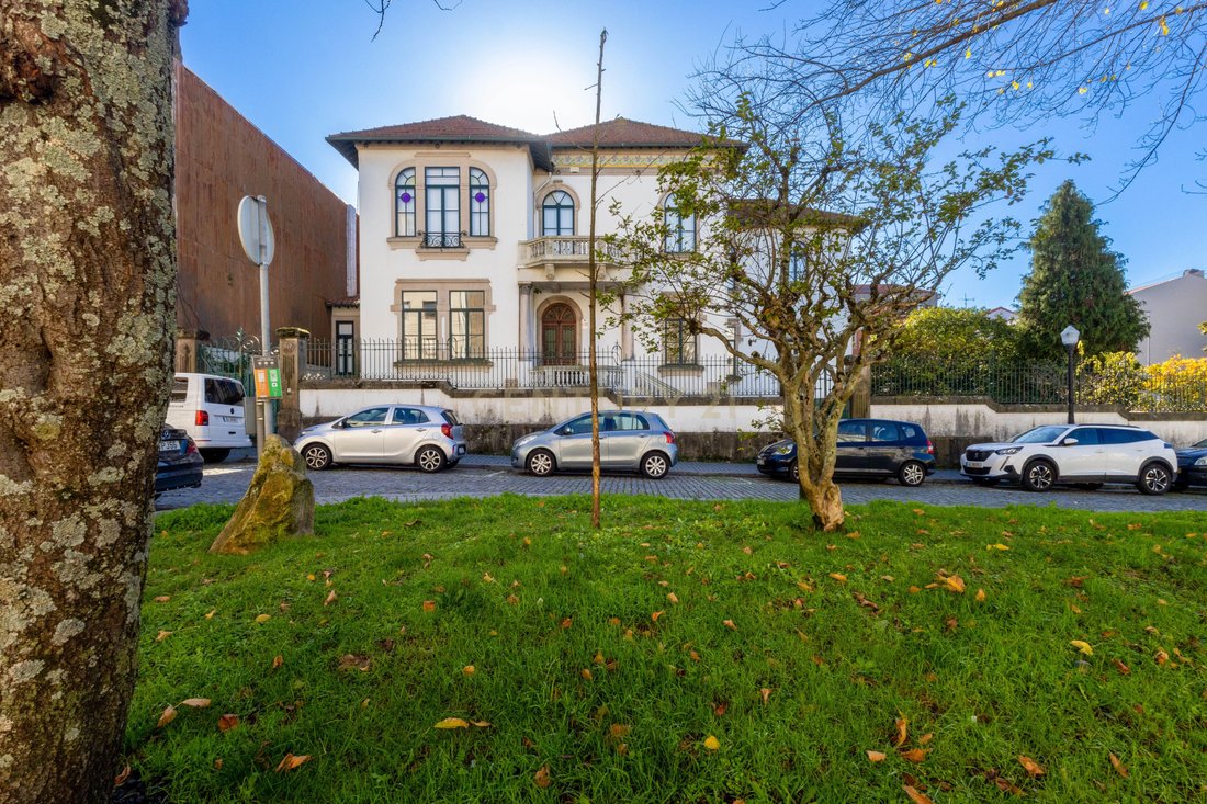 Villa in Bonfim, Porto District, Portugal 1 - 16781261