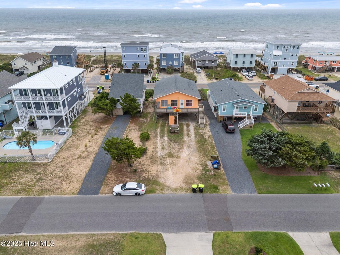 House in Oak Island, North Carolina, United States 3 - 16778319