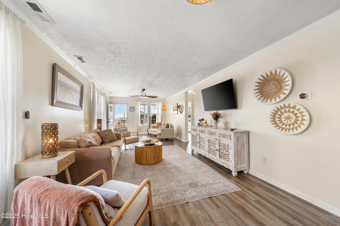 House in North Topsail Beach, North Carolina, United States 4 - 16778537