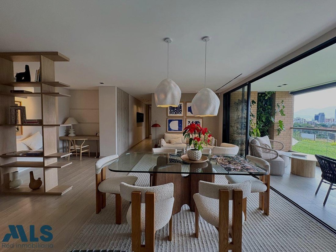 Apartment in Medellín, Antioquia, Colombia 2 - 16779253