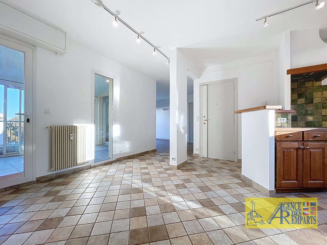 Apartment in Place de Gaulle, Antibes, France 3 - 16780475