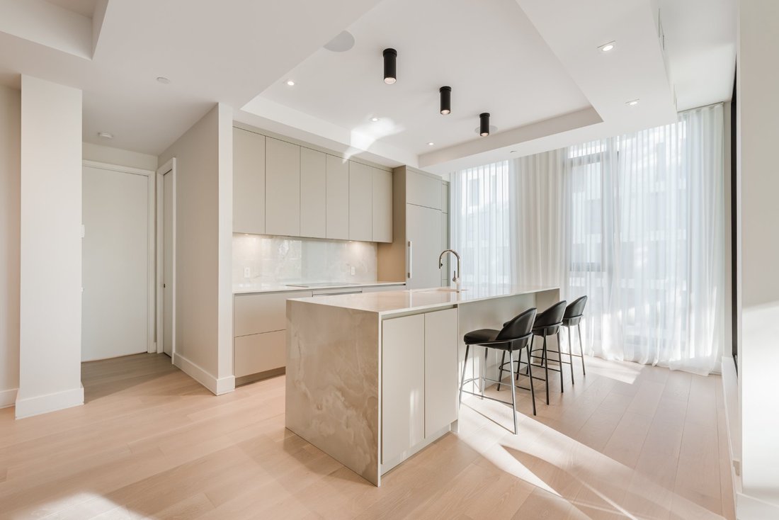 Appartamento a Laval, Québec, Canada 1 - 16780651
