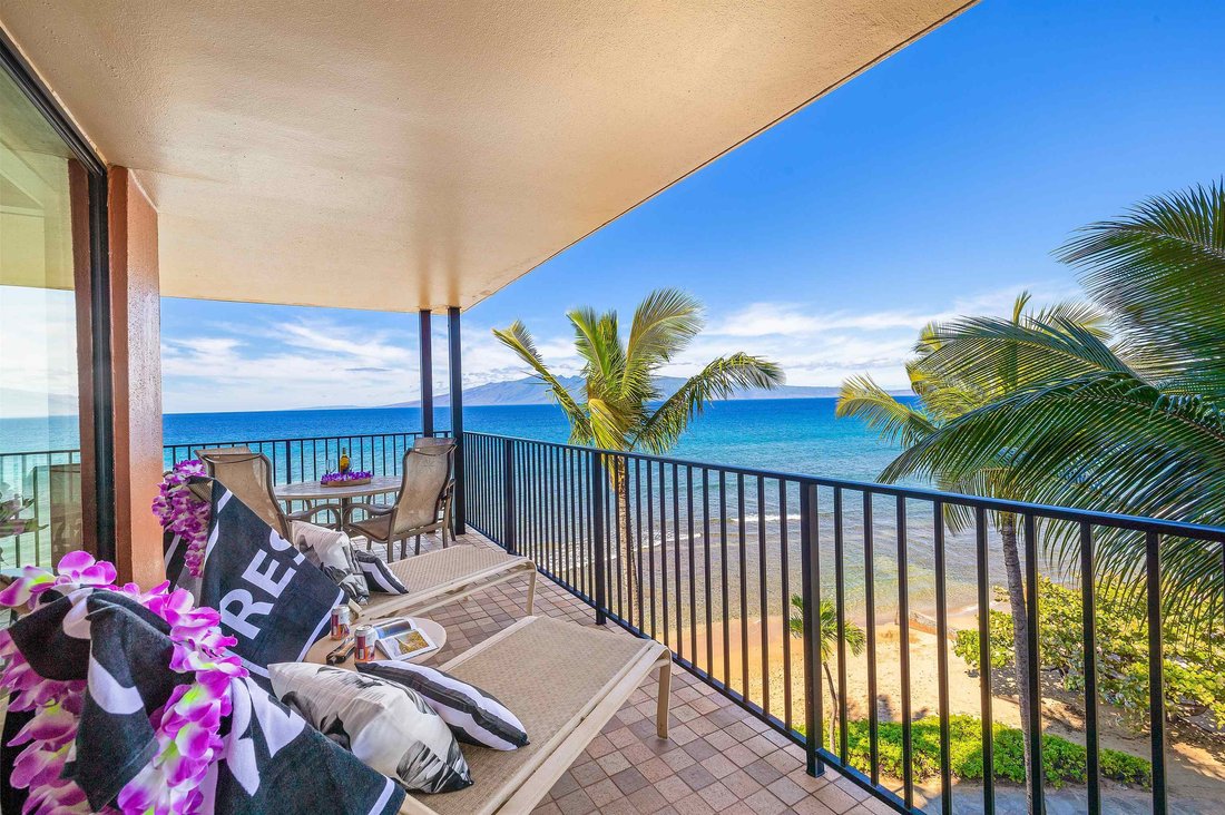 House in Lahaina, Hawaii, United States 4 - 16781738