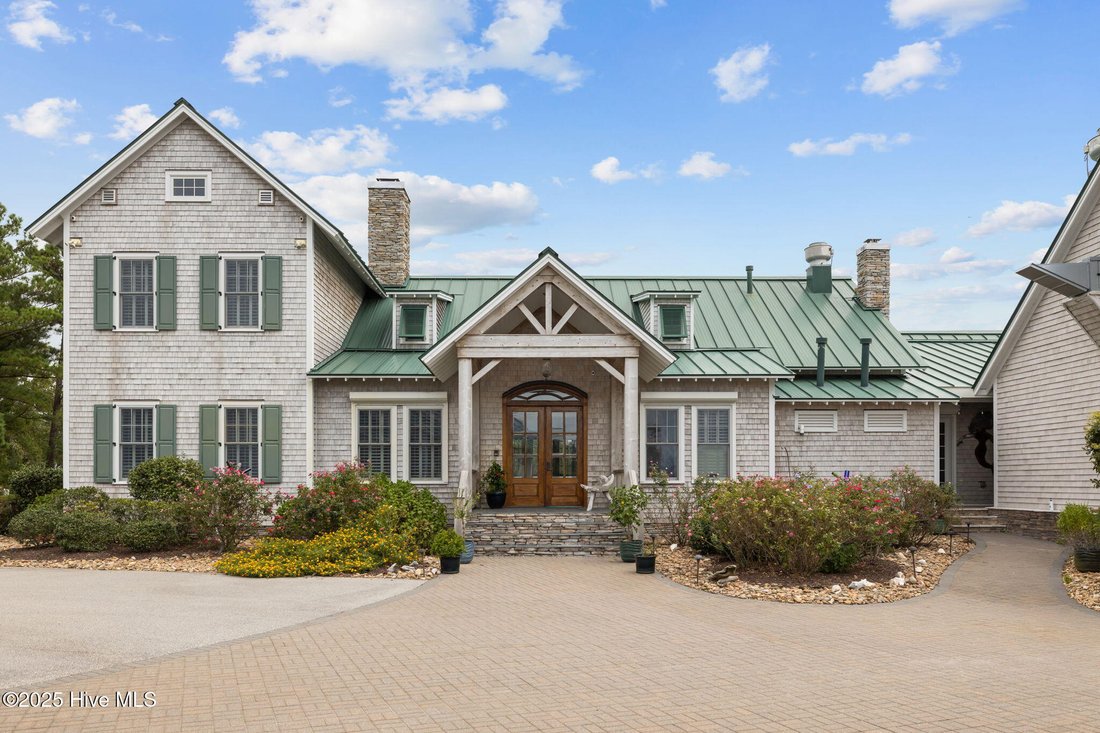 House in Davis, North Carolina, United States 1 - 16777900