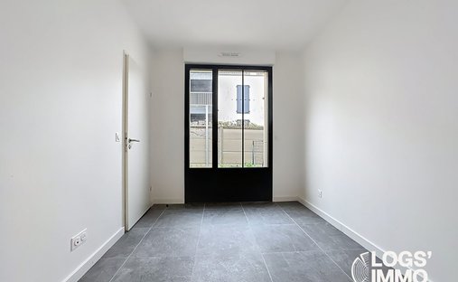 Splendid 19th Century Château, Renovated And Full Of Timeless Charm, Located Just Outside Bordeaux