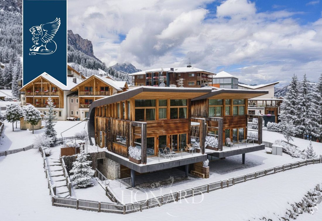 Villa in Badia, South Tyrol / Abtei, Trentino – Alto Adige/Südtirol, Italy 1 - 15347177