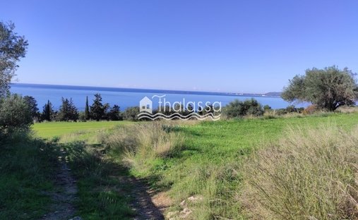 Land in Argostoli, Peloponnese, Western Greece and the Ionian, Griechenland 1