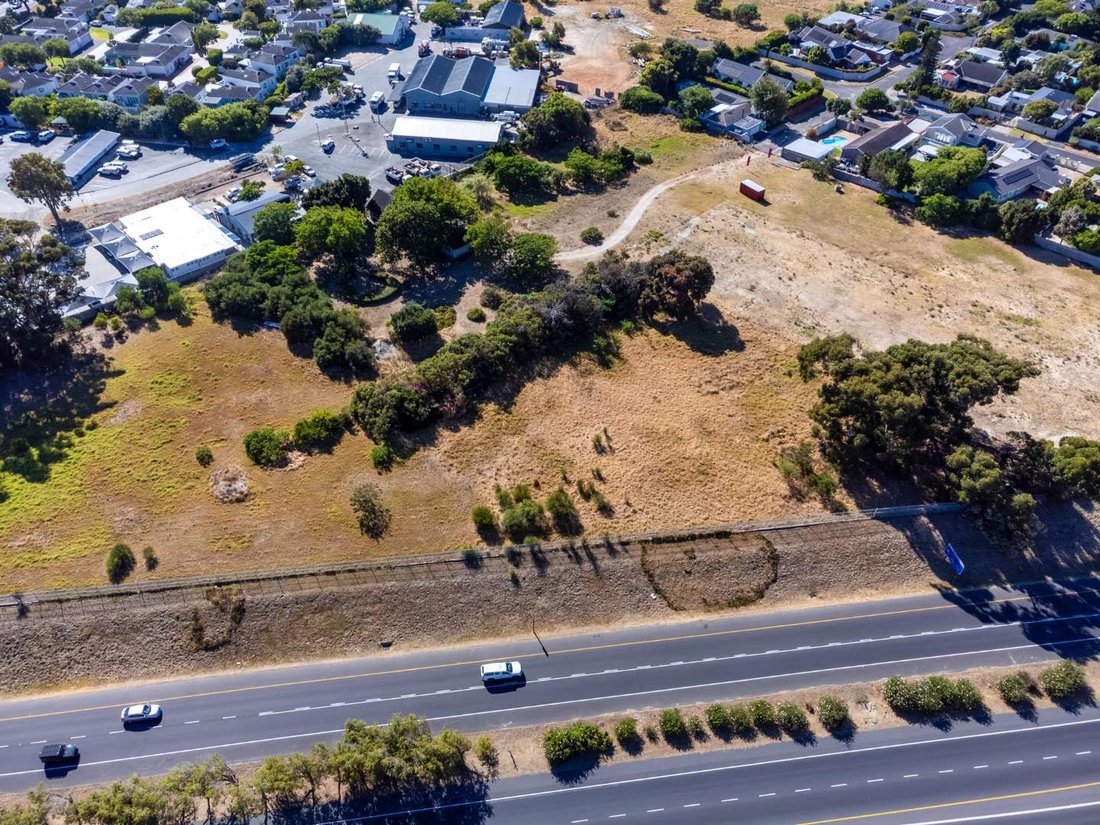 Land in City Centre, Cape Town, South Africa 5 - 16779054