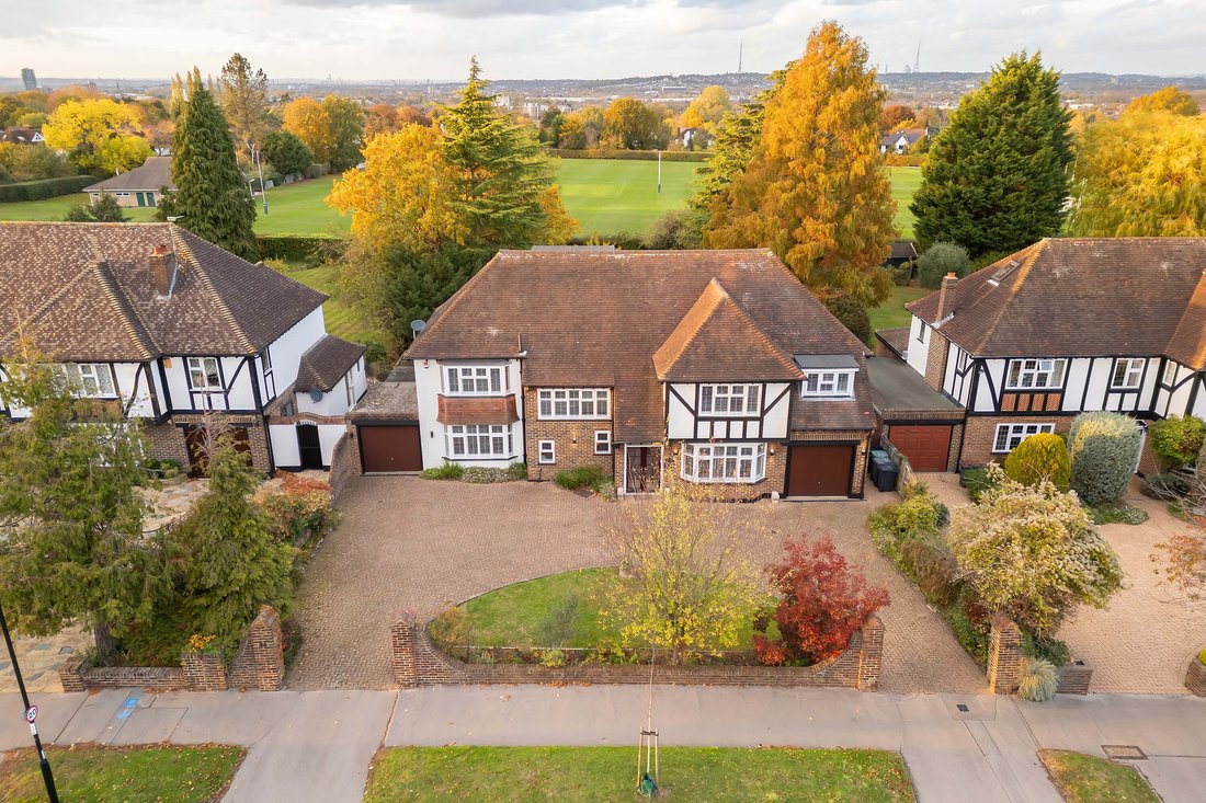 House in Shirley, London Borough of Croydon, England 5 - 16776863