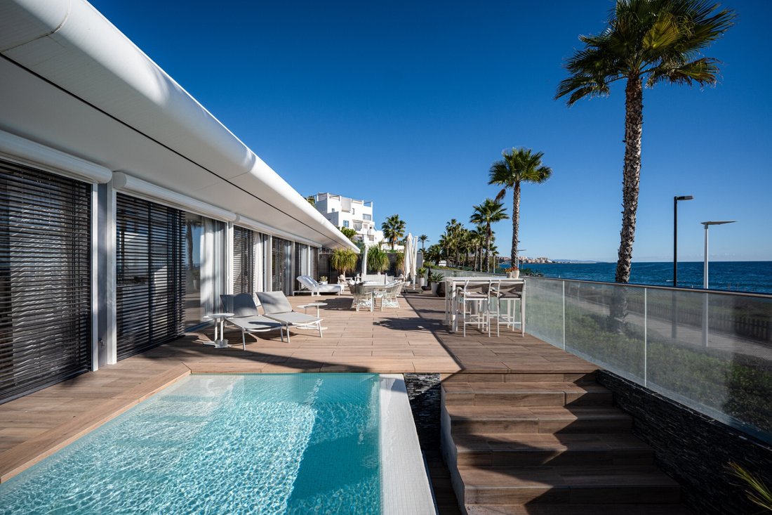 Villa in Estepona, Andalusia, Spain 2 - 16782475