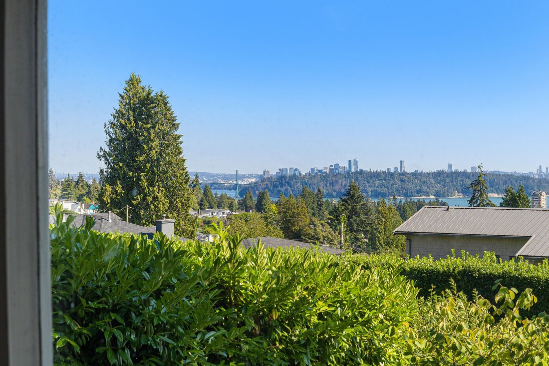 House in West Vancouver, British Columbia, Canada 4 - 16780741