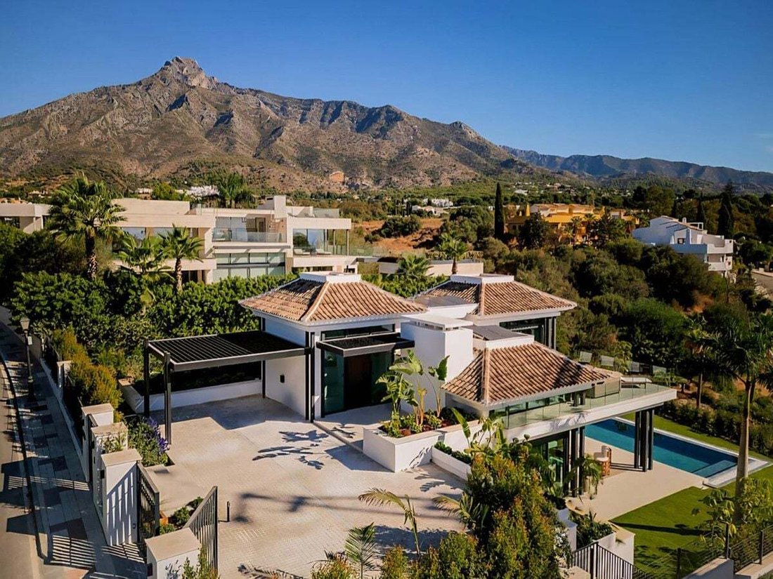 Villa in Marbella, Andalusia, Spain 2 - 14587303