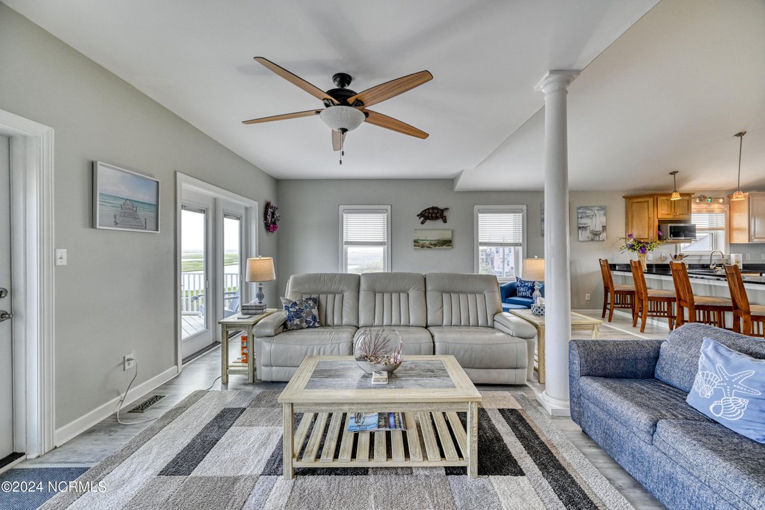 Townhouse in North Topsail Beach, North Carolina, United States 3 - 16777298