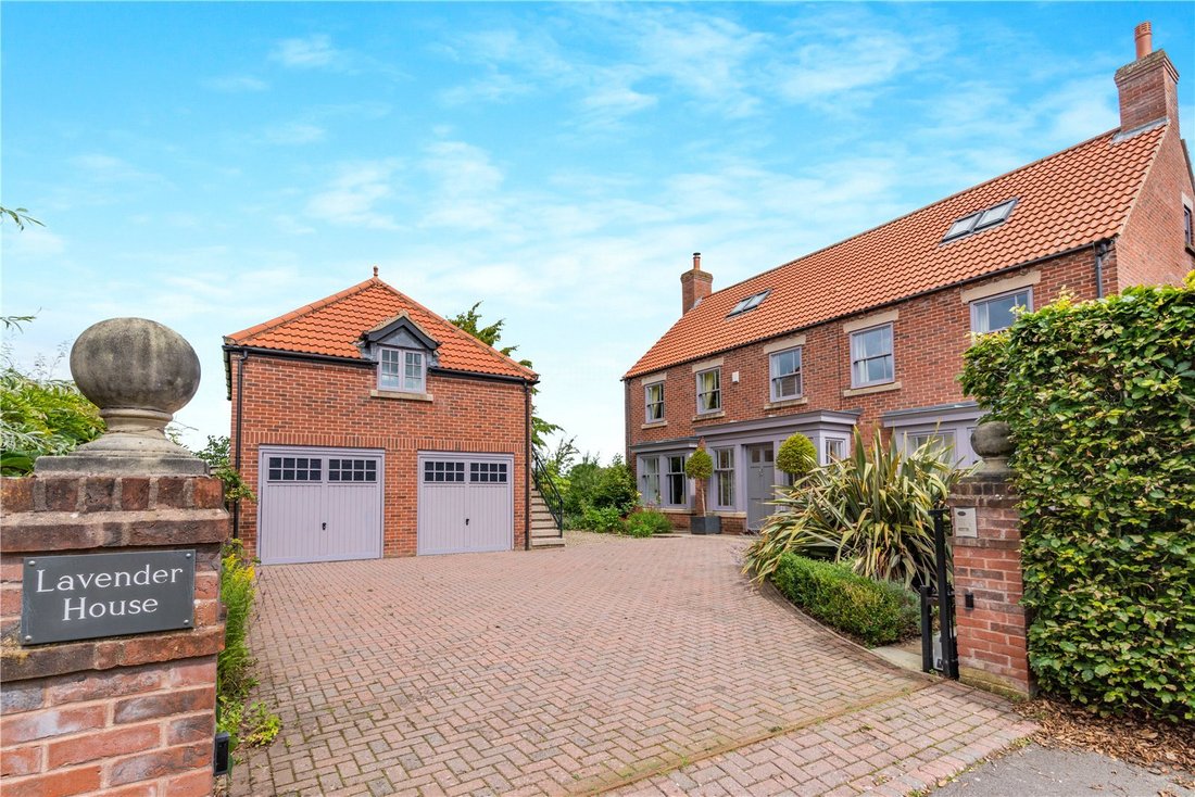 House in Bishop Monkton, England 1 - 16720865