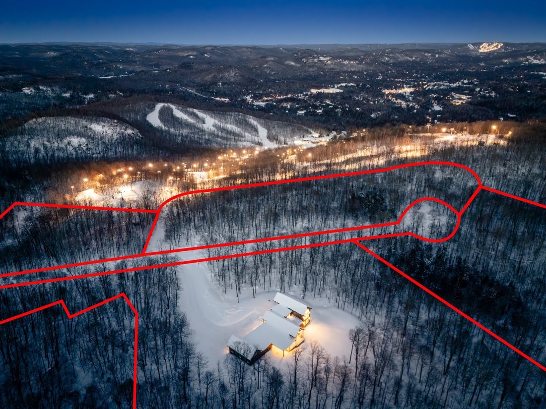 Morin-Heights, Quebec, Canada 4 - 16780589