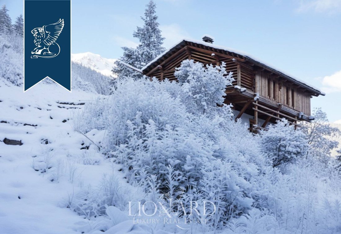 Villa in Ayas, Aosta Valley / Vallée d'Aoste, Italy 1 - 13976490