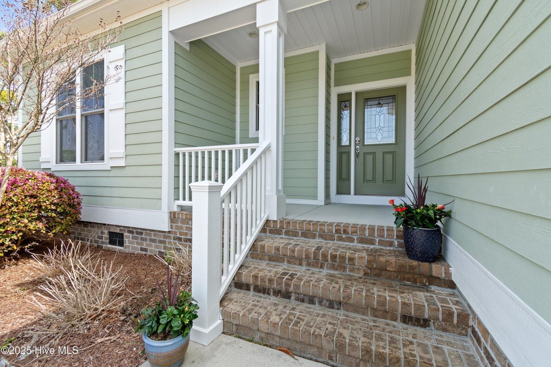 House in Southport, North Carolina, United States 2 - 16778887
