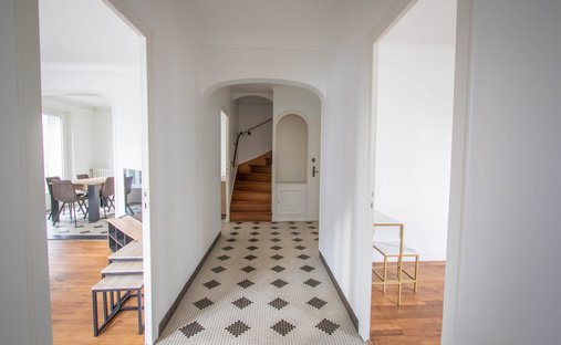 Castle for Sale in Écouflant, Pays de la Loire, France