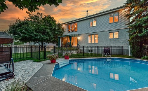 Haus in Saint-Bruno-de-Montarville, Québec, Kanada 1