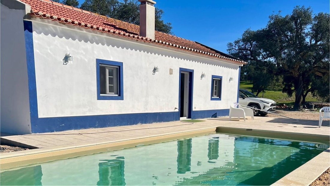 Estate in Rio Maior, Santarem District, Portugal 1 - 16779548