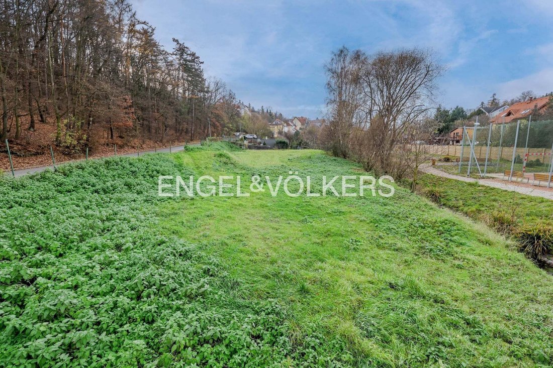 Land in Přední Kopanina, Prague, Czechia 3 - 16777141