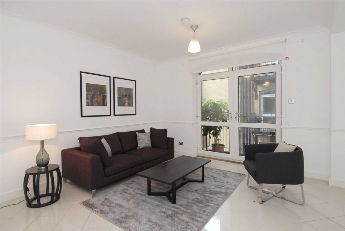 Apartment in EC4, City of London, England 4 - 16780055