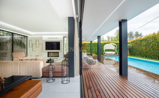 Villa in Cascais e Estoril, Lisbon, Portugal 1