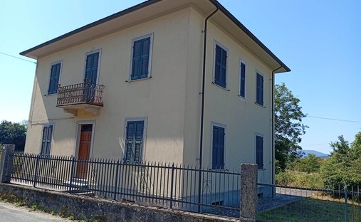 Villa en Bagnone, Toscana, Italia 1
