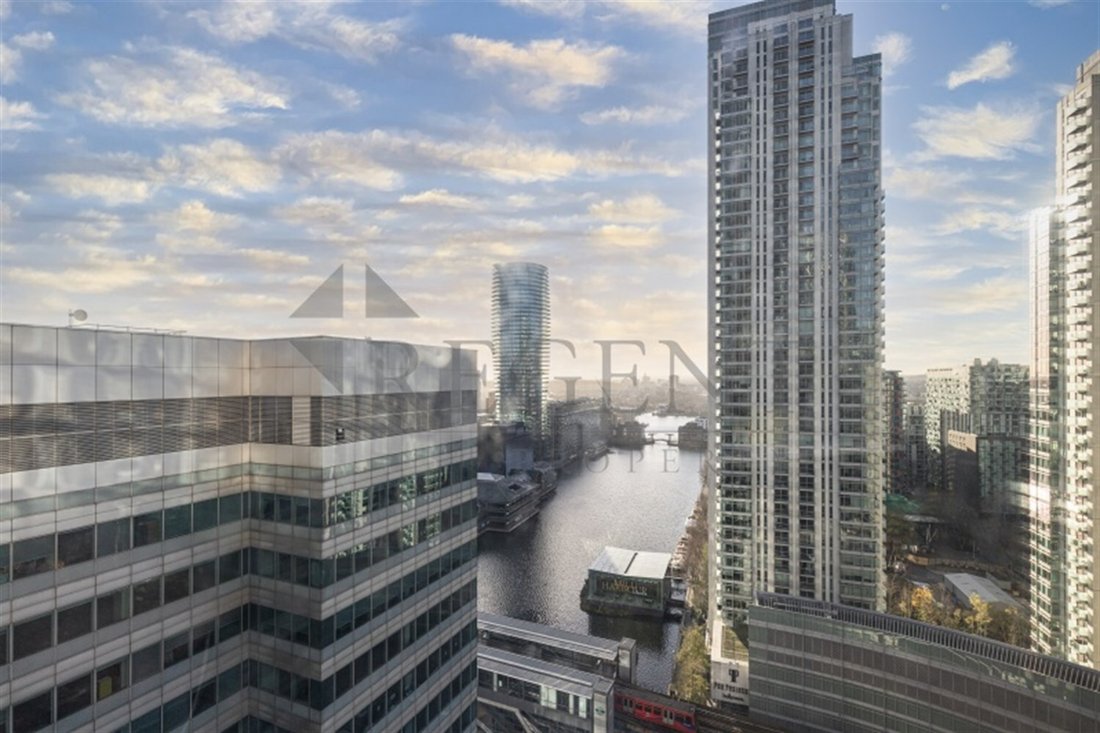 Apartment in Poplar, Tower Hamlets, England 5 - 16780014