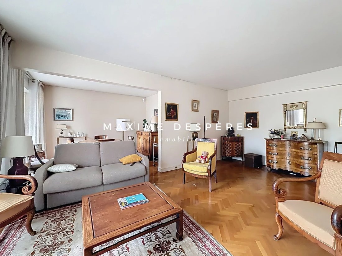 Apartment in Montreuil, Versailles, France 3 - 16779103