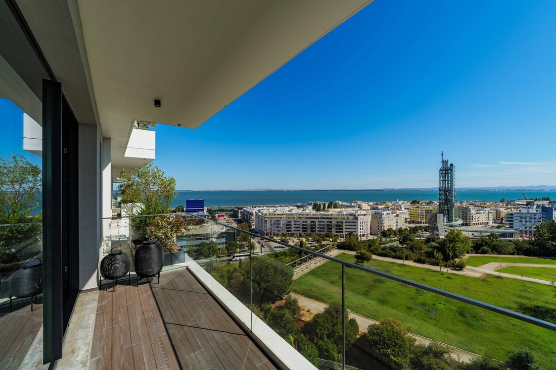 Condo in Parque das Nacoes, Lisbon, Portugal 2 - 16781495