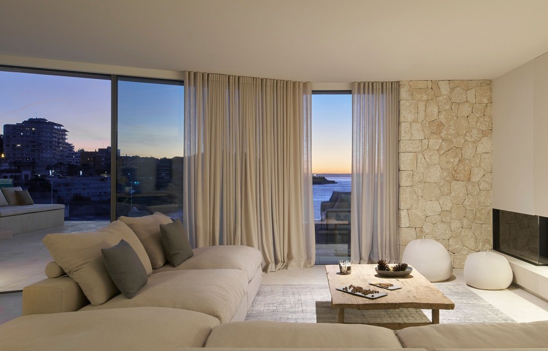 Curated visual reference: Gallery Detail: Newly Built Penthouse By The Sea Has Amazing In Palma