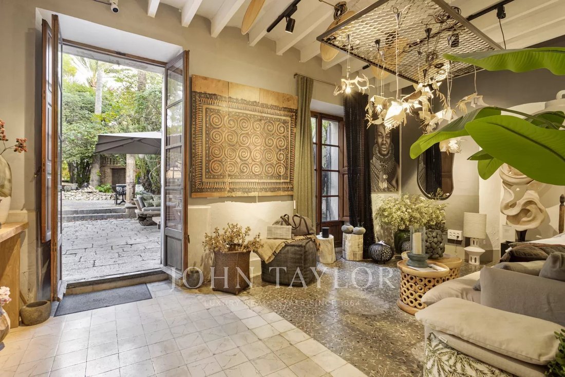 Estate in Santa Maria del Cami, Balearic Islands, Spain 1 - 16779105