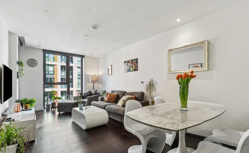 House in New Covent Garden, Wandsworth (Greater London), England 1