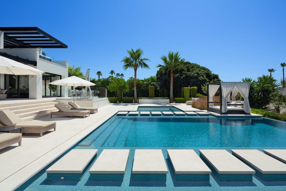 Villa in Nueva Andalucia, Marbella, Spain 5 - 16781245