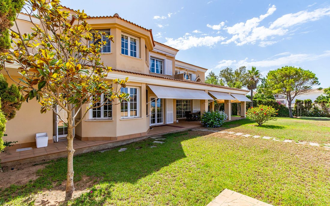 Villa in Llucmajor, Balearic Islands, Spain 2 - 16779318