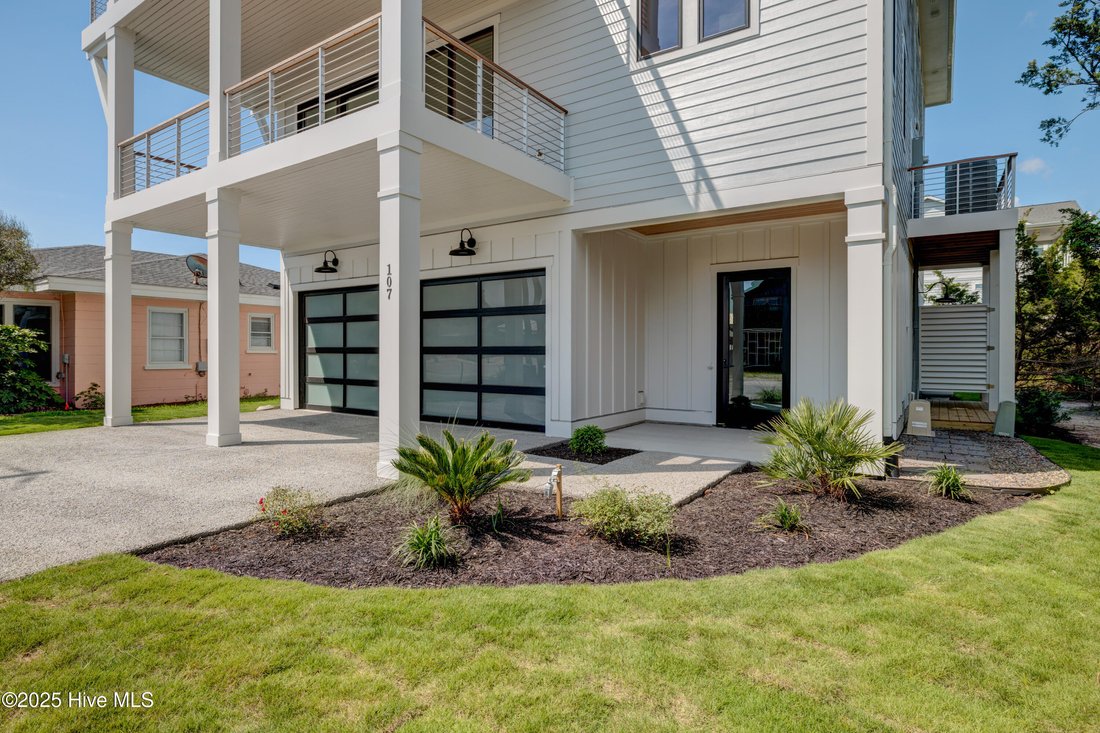 House in Surf City, North Carolina, United States 2 - 16778826