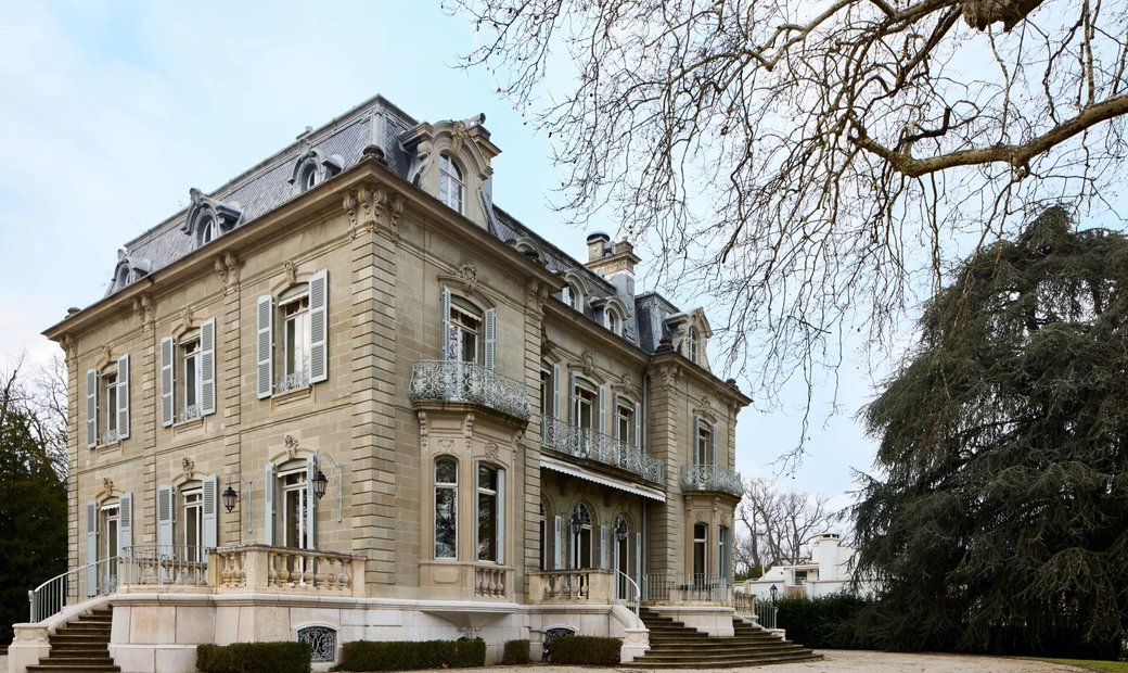 Castle for Sale in Versoix, Genève, Switzerland