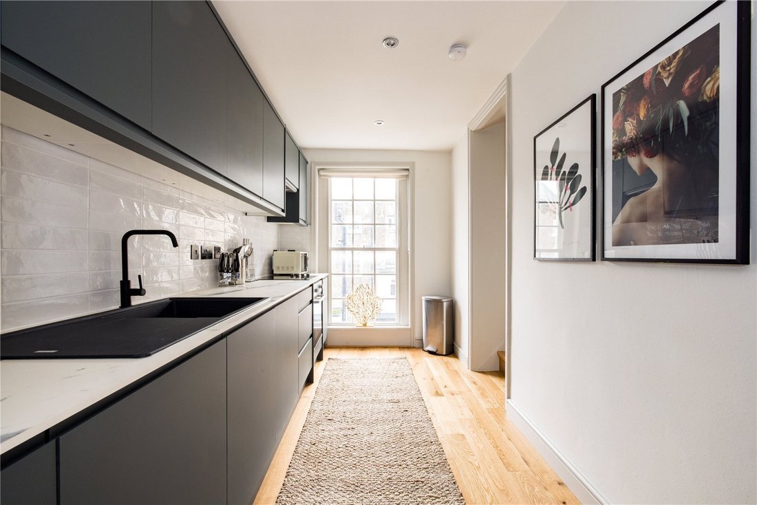Apartment in Bayswater, Westminster, England 2 - 16776875
