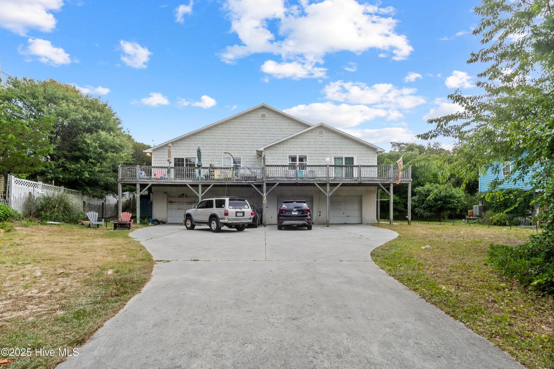 House in Emerald Isle, North Carolina, United States 5 - 16777314